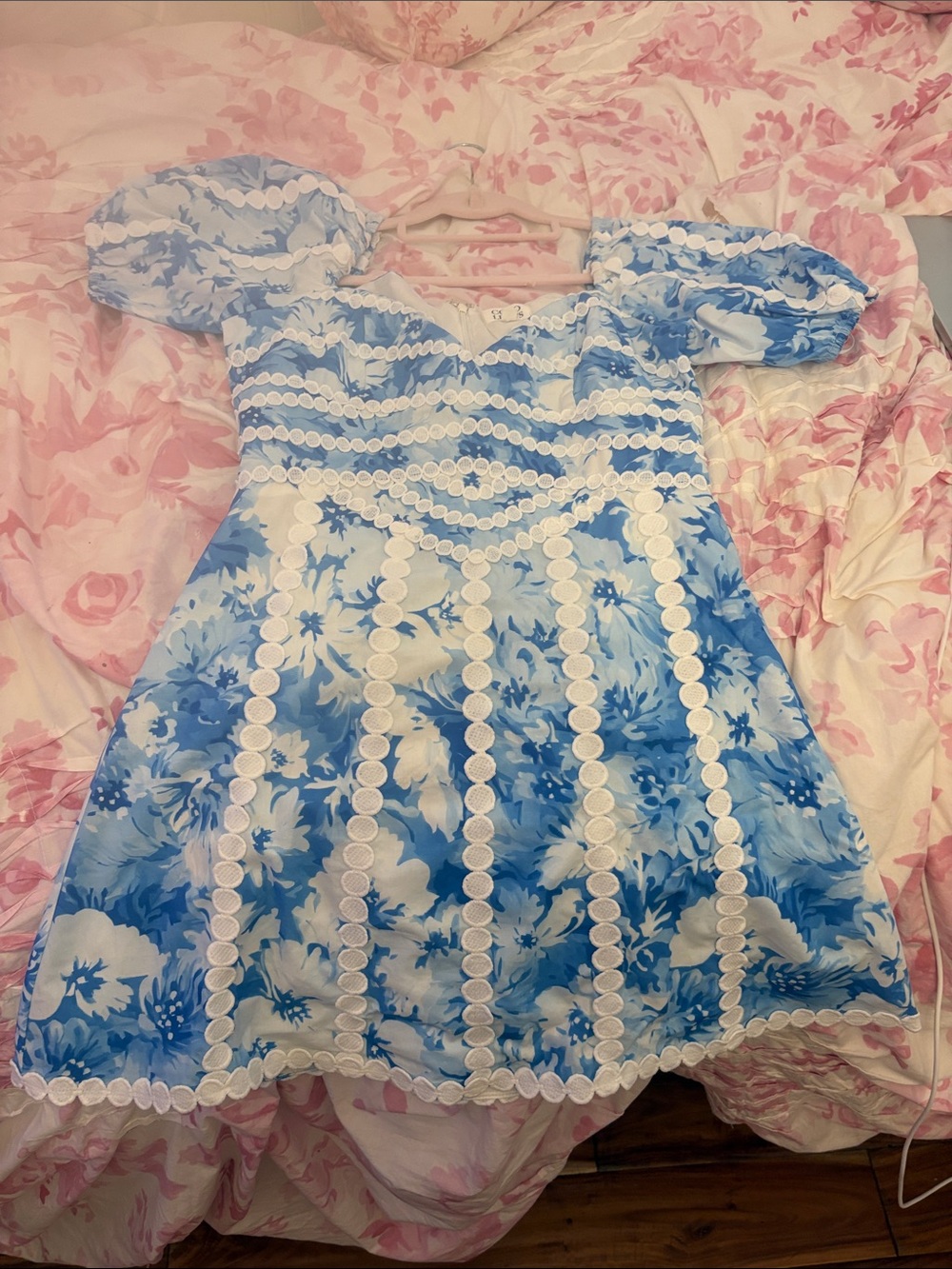 Blue Floral Puff-Sleeve Mini Dress with White Trim